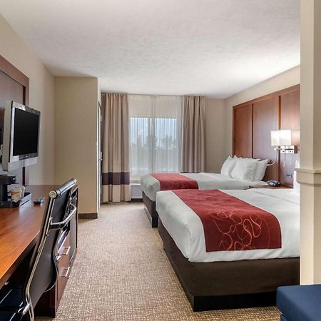Comfort Suites Speedway - Kansas City Exterior foto