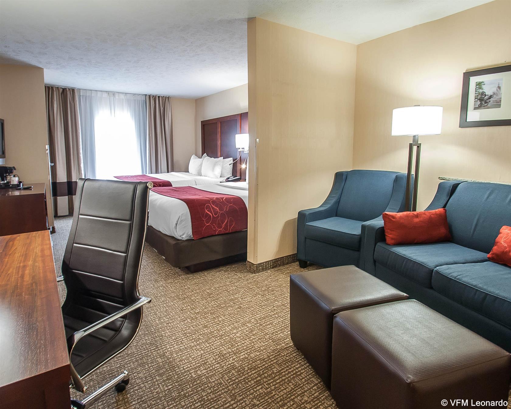 Comfort Suites Speedway - Kansas City Exterior foto